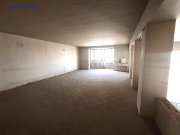 Houses Code: 5+50426