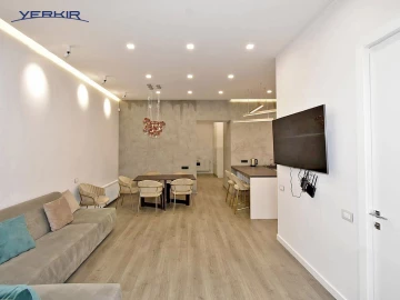 Apartments Code: 5+214833