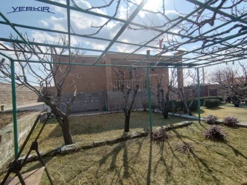 Houses Code: 2+516455