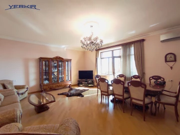 Apartments Code: 9+308957