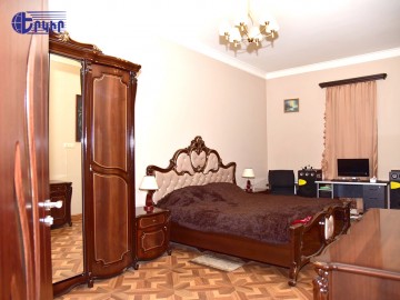 Houses Code: 6+50939