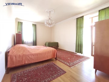 Apartments Code: 4+205460