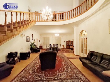 Houses Code: 3+50325