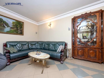 Houses Code: 4+513106