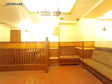 Կոմերցիոն Տարածքներ Կոդ` 10+906442