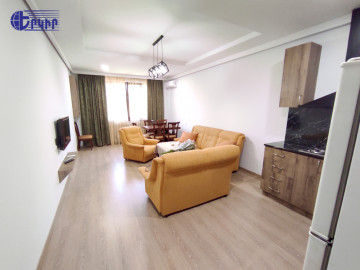 Apartments Code: 5+303567