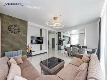 Houses Code: 3+516385