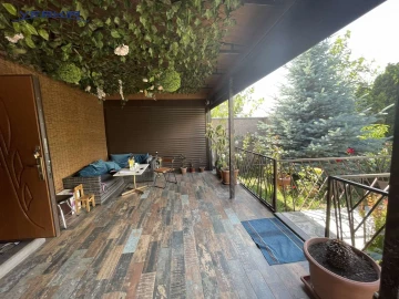 Houses Code: 2+518421