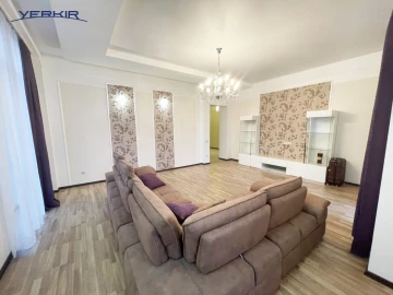 Apartments Code: 5+313526