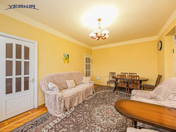 Apartments Code: 9+218970