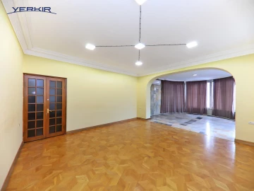 Houses Code: 5+515703