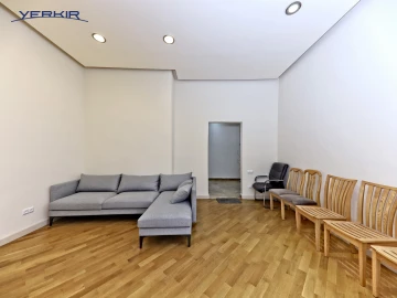 Բնակարաններ Կոդ` 5+204784