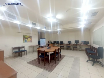 Կոմերցիոն Տարածքներ Կոդ` 10+708448