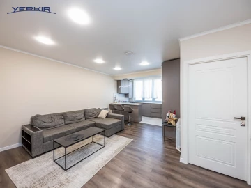 Apartments Code: 5+314931