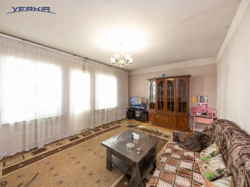 Բնակարաններ Կոդ` 10+421347