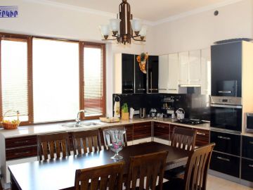 Houses Code: 4+512644