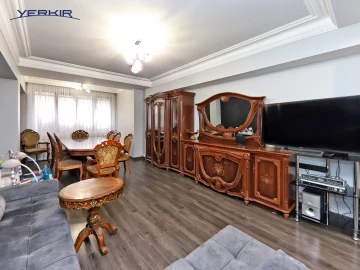 Apartments Code: 10+317127