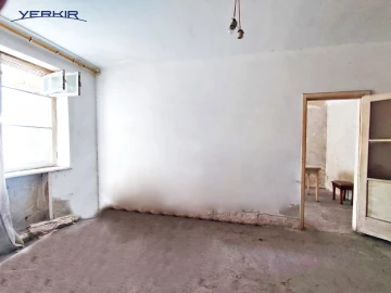 Apartments Code: 4+213786