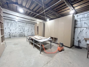 Commercial properties Code: 2+916343