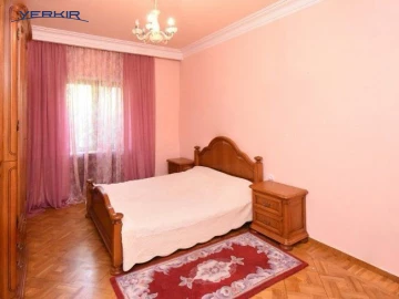 Houses Code: 5+516359