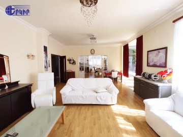 Առանձնատներ Կոդ` 8+50805