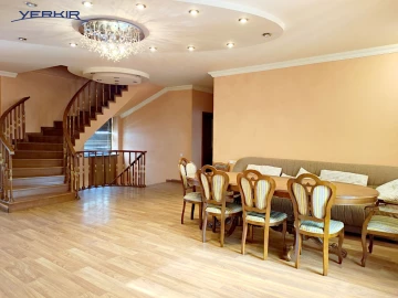 Առանձնատներ Կոդ` 4+507932