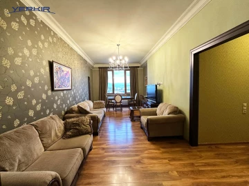 Apartments Code: 1+418209