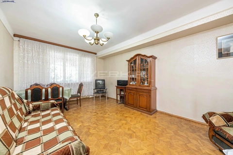 Apartments Code: 9+4909536