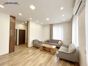 Houses Code: 4+507974