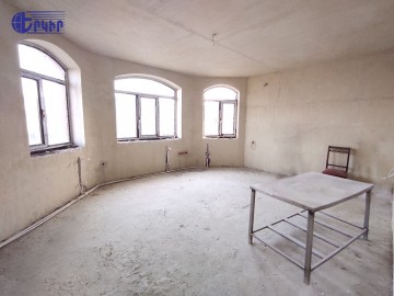 Houses Code: 5+50604