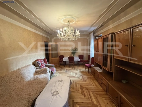 Բնակարաններ Կոդ` 9+2430630