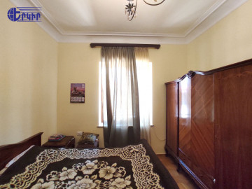 Houses Code: 3+504151