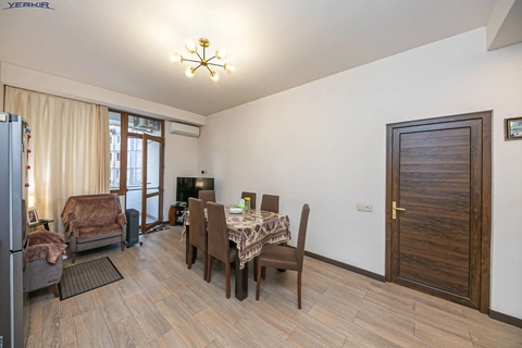 Apartments Code: 10+2410137