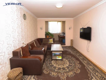 Բնակարաններ Կոդ` 10+320385