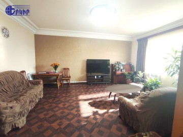 Առանձնատներ Կոդ` 6+50946