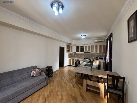 Բնակարաններ Կոդ` 9+3767840