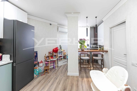 Apartments Code: 10+2113064