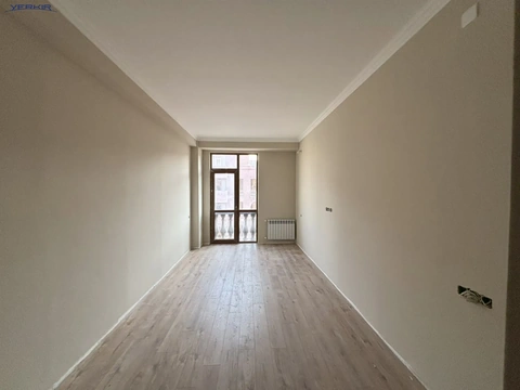 Apartments Code: 9+2564230