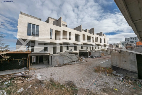 Дома Код 5+5984694