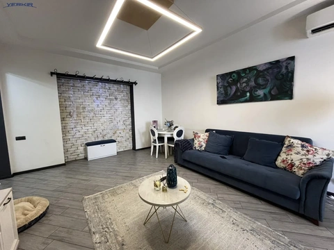 Բնակարաններ Կոդ` 10+2387969