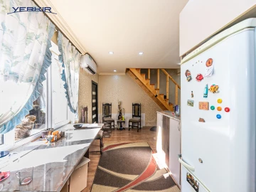 Houses Code: 8+521154