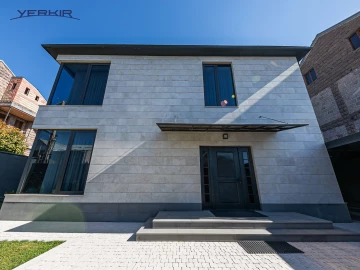 Առանձնատներ Կոդ` 9+520668