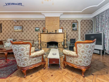 Houses Code: 5+521631