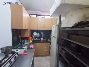 Կոմերցիոն Տարածքներ Կոդ` 9+915191