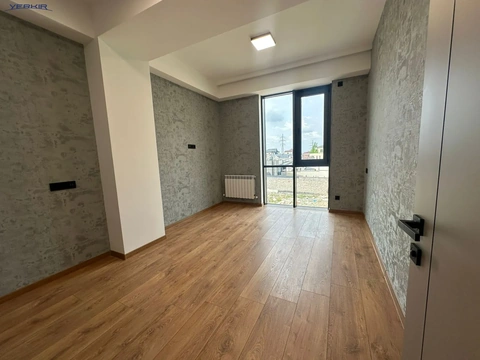 Բնակարաններ Կոդ` 9+3768613
