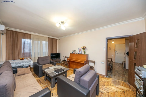 Apartments Code: 10+4431930