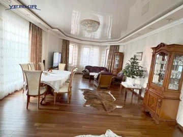 Houses Code: 8+509041