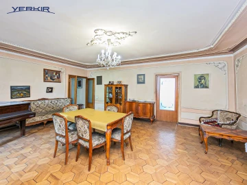 Apartments Code: 5+33521