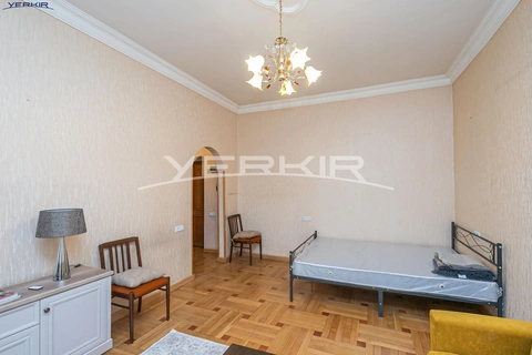 Apartments Code: 10+1957934