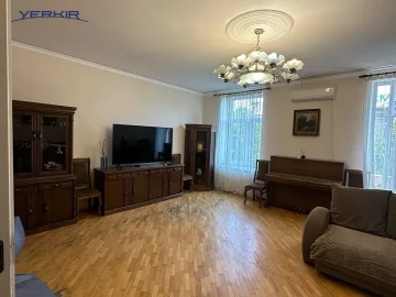 Բնակարաններ Կոդ` 10+319981